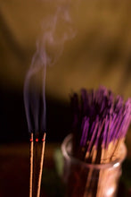 Load image into Gallery viewer, Binding Spell Incense 40 or 80 Sticks | Handmade Incense Sticks | Incense Burner | Meditation | Wicca | Pagan Cone Incense | Aromatherapy |
