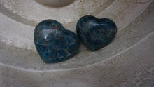 Load image into Gallery viewer, Apatite Heart Sm. 438 | energy cleansing | banishing | helps with appetite | clears mind and energy | Wicca | Celtic | crystals
